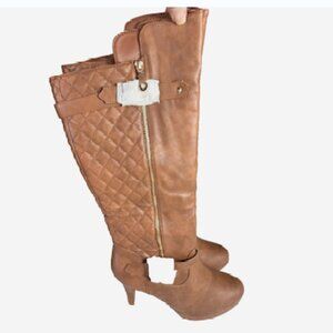 Top Moda Tan Quilted Knee High Boots Women’s Size 10 NEW 3” Heel Gold Hardware